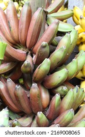 Healthy Raw Banana Bunch Stock On Shop For Sell