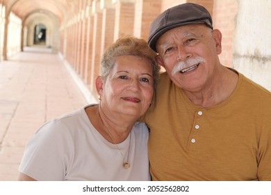 Healthy senior couple with copy space