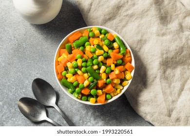 Healthy Steamed Mixed Vegetables with Peas Corns and Carrots