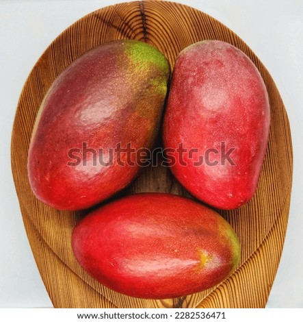 healthy and tasty red palmer mangoes