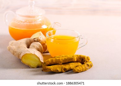 Healthy turmeric and ginger healthy tea