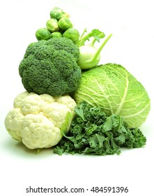 Gesunde Gemüse einzeln auf weißem Hintergrund