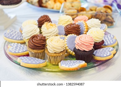 Heart Cookie And Cupcake Platter