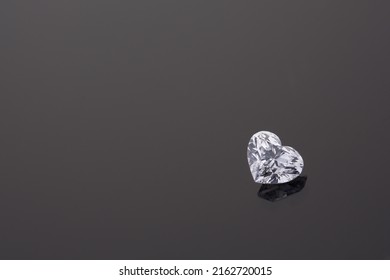 Heart Cut Diamond , diamond heart shape, D colour, Colorless