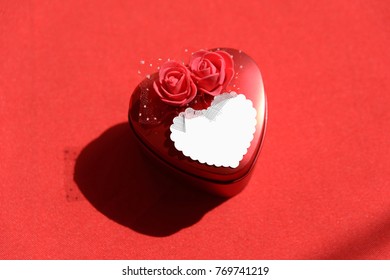 Heart Shape Red Gift Box With Red Polyethylene Roses And Scalloped Edge Heart Shape Sticker