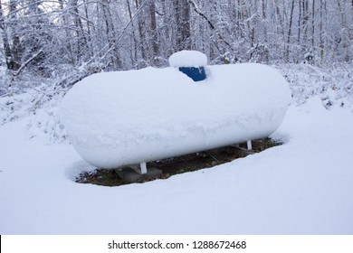 Heating With Propane. Propane Tank For Home Heating During A Long Cold Winter.