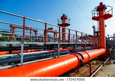 heating system. Pipelines, water pump, valves, manometers. 