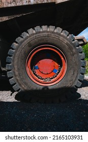 Heavy Duty Construction Mining Dump Truck Tire And Axle