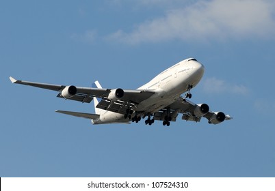 Heavy Jumbo Jet In Approach For Landing