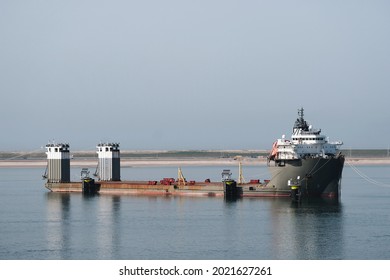 Heavy Lift Semi Submersible Vessel