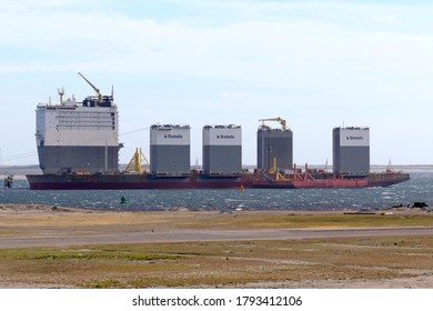 The heavy load vessel BOKA Vanguard will be on July 3, 2020 at Maasvlakte 2 in Rotterdam.