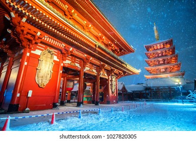 Heavy Snow Blizzard In Tokyo - Sensoji-ji, Temple In Asakusa, Japan