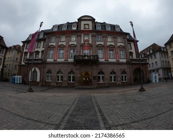 Heidelberg, Germany, December 9, 2021: Old Town Market Square (Heidelberger Marktplatz), Hercules Fountain And The City Hall Of Heidelberg - Centre Of Local Politics And The City Administration. 