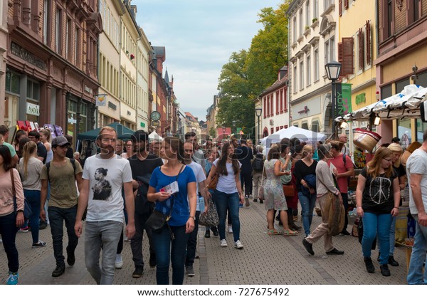 germany tells citizens to stockpile food