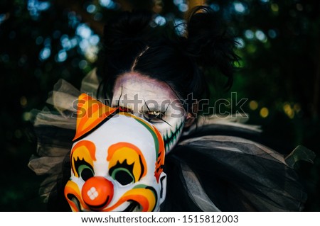 Hellga Scary Clown Peeking from Behind Vintage Clown Mask