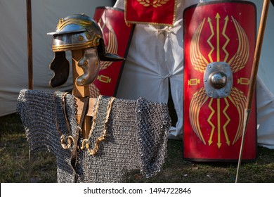 roman general uniform