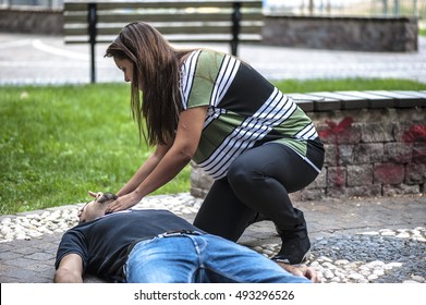 Helping A Fainted Person