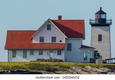 Hendricks Head Lighthouse In Southport, Maine Marks The West Side Of The Sheepscot River, On A Summer Morning From Kayak Pov
