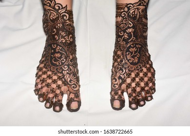 Henna Leg Tattoo Hd Stock Images Shutterstock