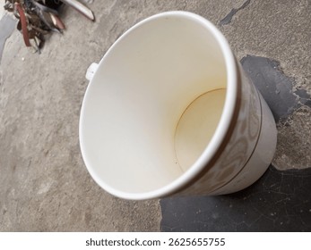 Here is a general description of a mug:


---

Mug Description:

A mug is a type of cup typically used for drinking hot beverages such as coffee, tea, or hot chocolate. It is usually larger than a sta