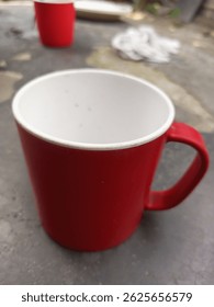 Here is a general description of a mug:


---

Mug Description:

A mug is a type of cup typically used for drinking hot beverages such as coffee, tea, or hot chocolate. It is usually larger than a sta