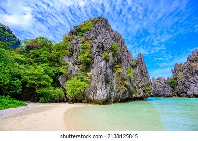 Hidden Beach Matinloc Island El Nido Stock Photo 2138125845 | Shutterstock