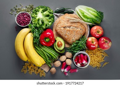High Fiber Foods., Healthy balanced dieting concept.. Foods high in antioxidants,minerals and vitamins. Immune boosting. Flat lay., top view