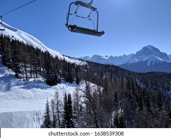 Skiing Banff Images Stock Photos Vectors Shutterstock