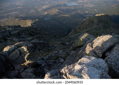 High mountain landscape with its different peaks, hiking