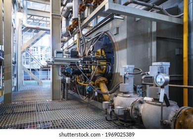 High power gas boiler burners in a power plant