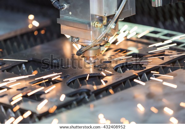 High precision CNC\
gas cutting metal sheet