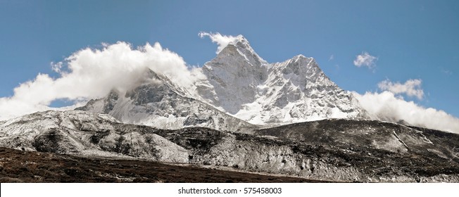 High resolution panoramic view of the peak Ama Dablam - Everest region, Nepal