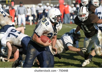 High School Football Players Editorial Use Stock Photo 750450 ...