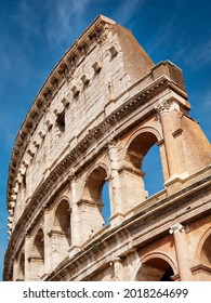 Hochstreckenkolosseum oder Koloseum in Rom Italien tagsüber