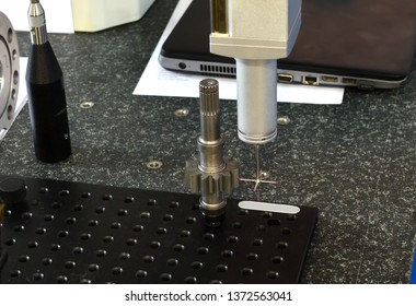 High technology and accuracy of vision measuring system for quality control in industrial work.  High precision dimension checking machine with automatic programing