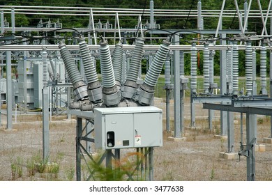 High Voltage Circuit Breaker