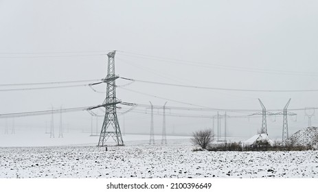 1,303 Pylon ice Images, Stock Photos & Vectors | Shutterstock