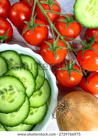 Highresolution Image Showcasing Glossy Vegetables With Droplets Under Bright Studio Illumination