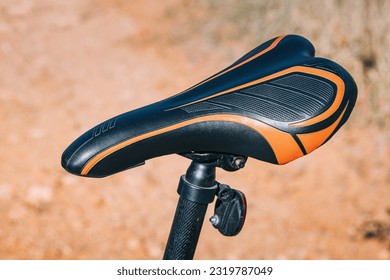 High-tech and sporty bicycle saddle