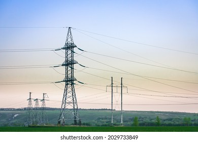 High-voltage power transmission line for electricity transmission from power station to consumer