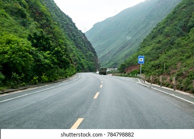 A highway between the valleys