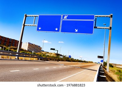 259 Blank freeway exit road sign Images, Stock Photos & Vectors ...