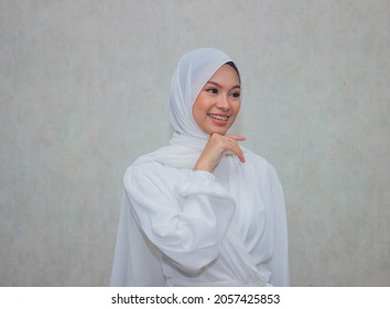 Hijab Woman Smiling Happily With Minimalist Outfit, Plered Cirebon, West Java Indonesia