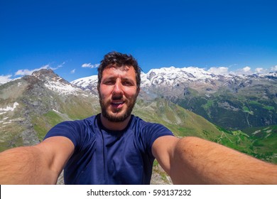 103,264 Portrait selfie man Images, Stock Photos & Vectors | Shutterstock