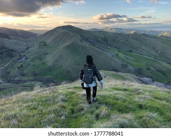 Hiking Above Black Diamond Mines California