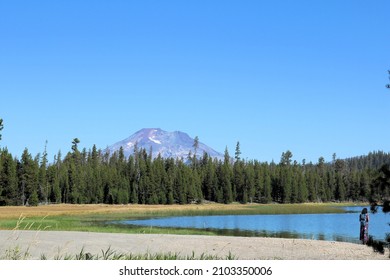 Hiking Around Lava Lake Oregon