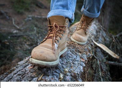 trekking shoes for girl