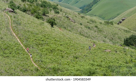 Hiking Couples In The Drakensberg