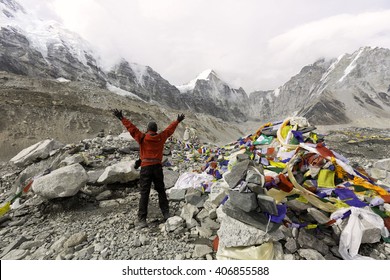 Hiking In MT.Everest Base Camp