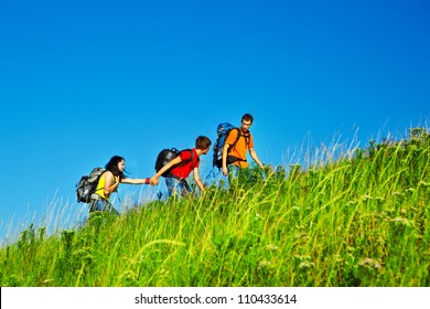 Hiking School Holidays For Teenagers